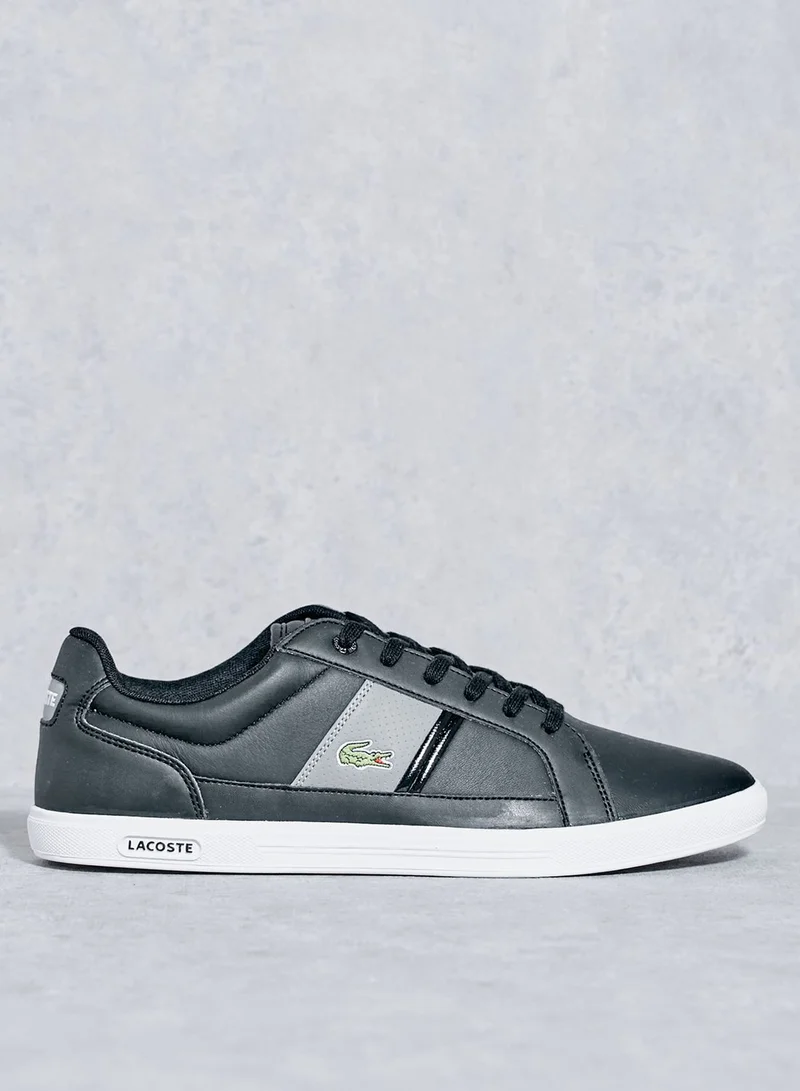 LACOSTE Europa LCR3 Sneakers