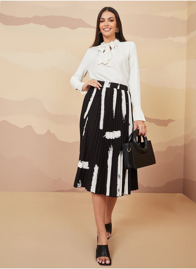 Styli - Pleated Printed A-Line Midi Skirt - Image 1