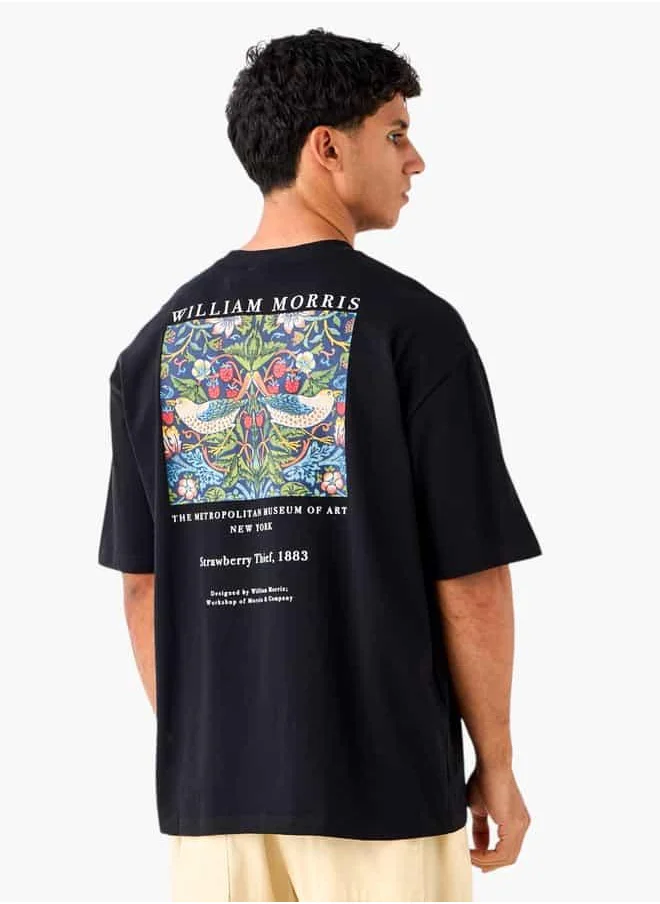 اس بي كاركترز William Morris Print Crew Neck T-shirt with Short Sleeves