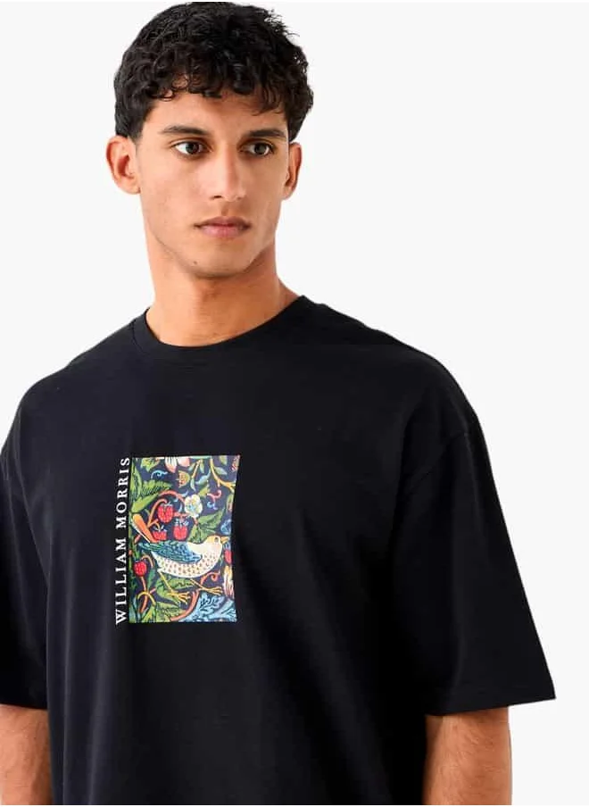 اس بي كاركترز William Morris Print Crew Neck T-shirt with Short Sleeves