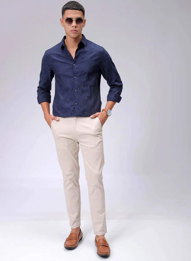 شركة المرآب الهندية Men Regular Fit Textured Solid Full Sleeves Cutaway Collar Resort Wear Shirt