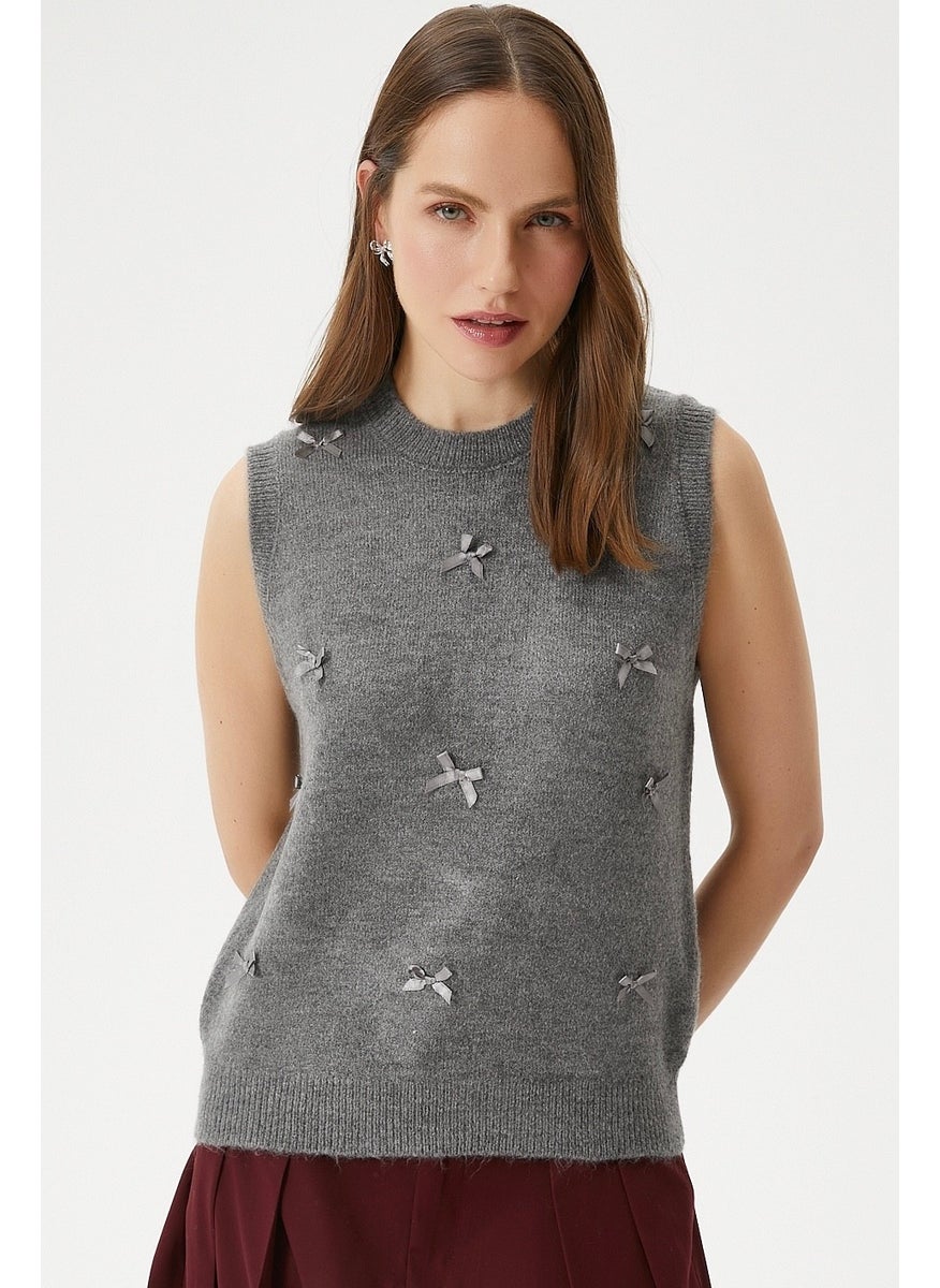 Ritnice - Women's Bow Anthracite Knitted Sweater - Image 1