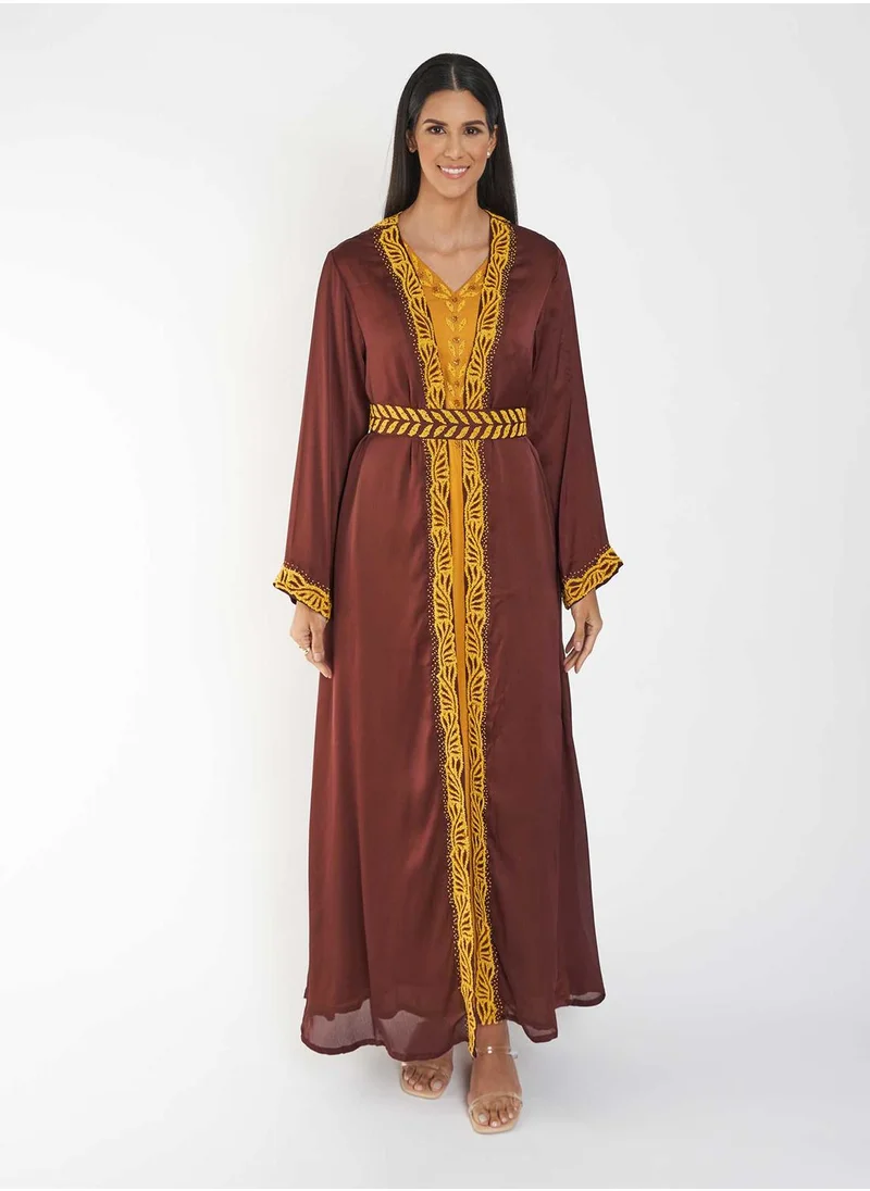 كشخة Maroon Jalabiya with Panel Embroidery