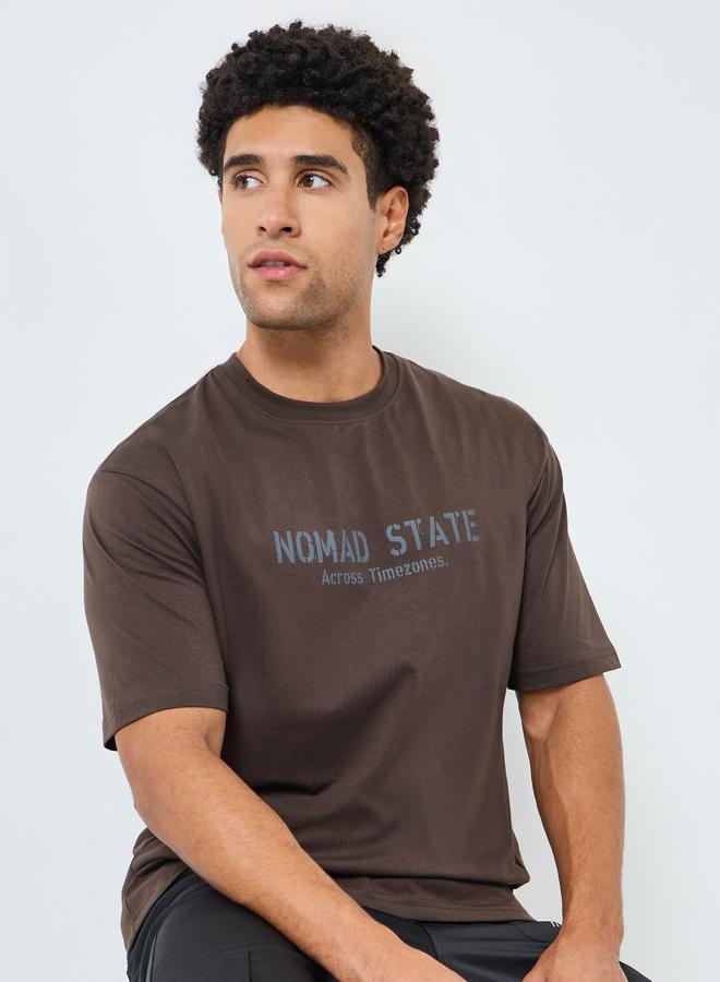 ستايلي تيشيرت بمقاس كبير بطبعة جرافيك - Image 5