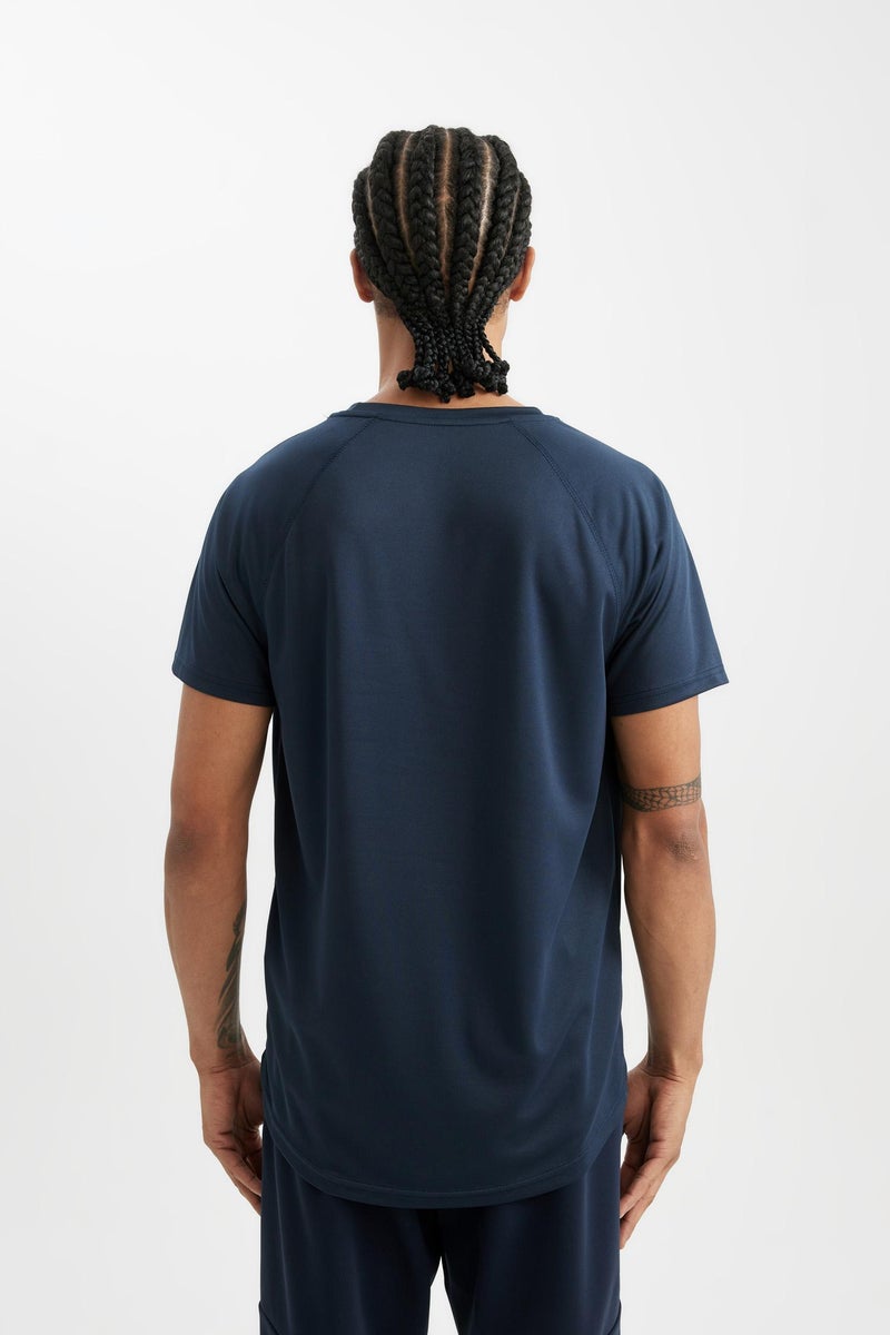 DeFacto Man DeFactoFit Slim Fit Printed Sports T Shirt - Image 4