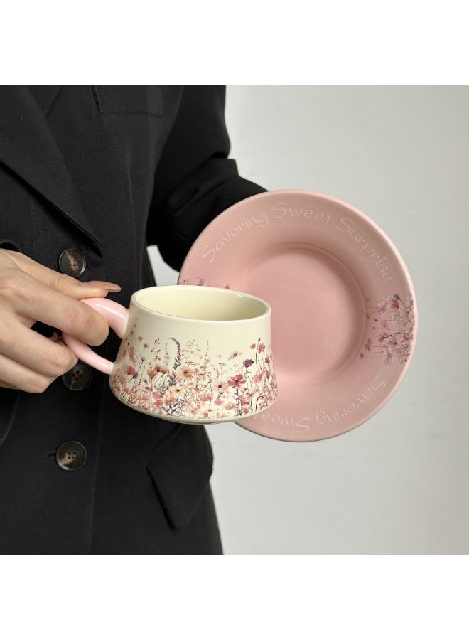 AceLuste Vintage Ceramic Coffee Cup and Saucer Gift Set, 300ml Large Capacity Coffee Cup Set with Gift Box, Saucer & Spoon, Elegant Floral Hand-Painted Design, Perfect for Coffee，Tea and Espresso Lovers, Best Gift for Family and Friends Any Occasions - Image 4