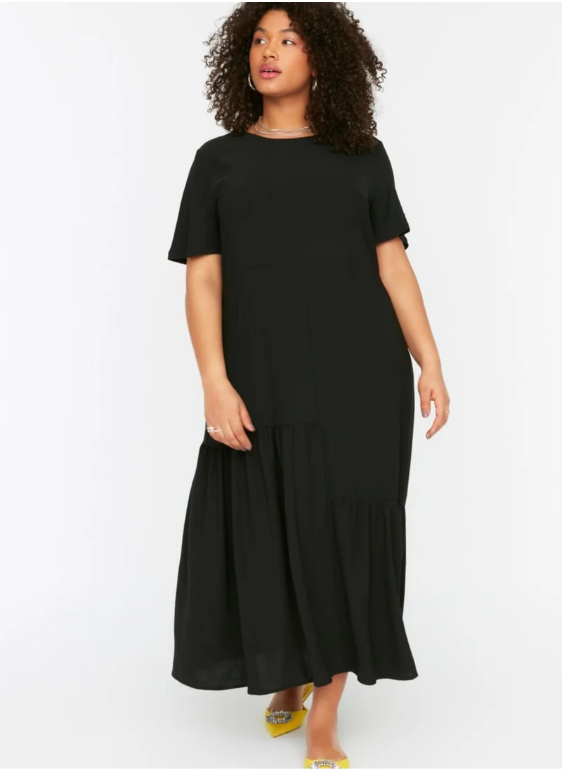 Trendyol Curve Crew Neck Ruffle Hem Dress