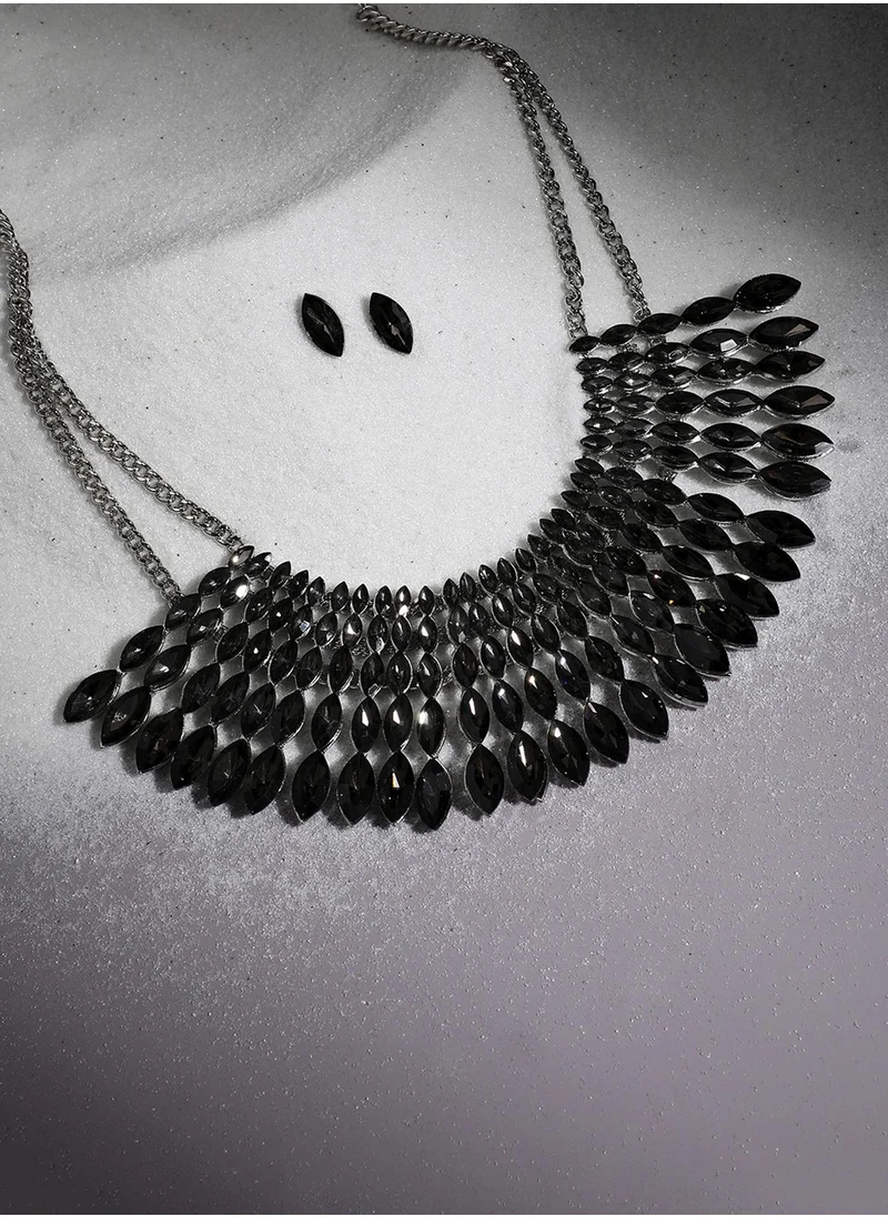SOHI Stone Studded Jewellery Set