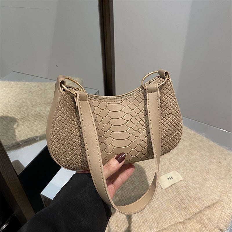 Elegant Simple Lacquer Fashion Commuter Bag 2024 Winter New Fashion Western Style Texture Small Square Bag Shoulder Underarm Bag - Image 4