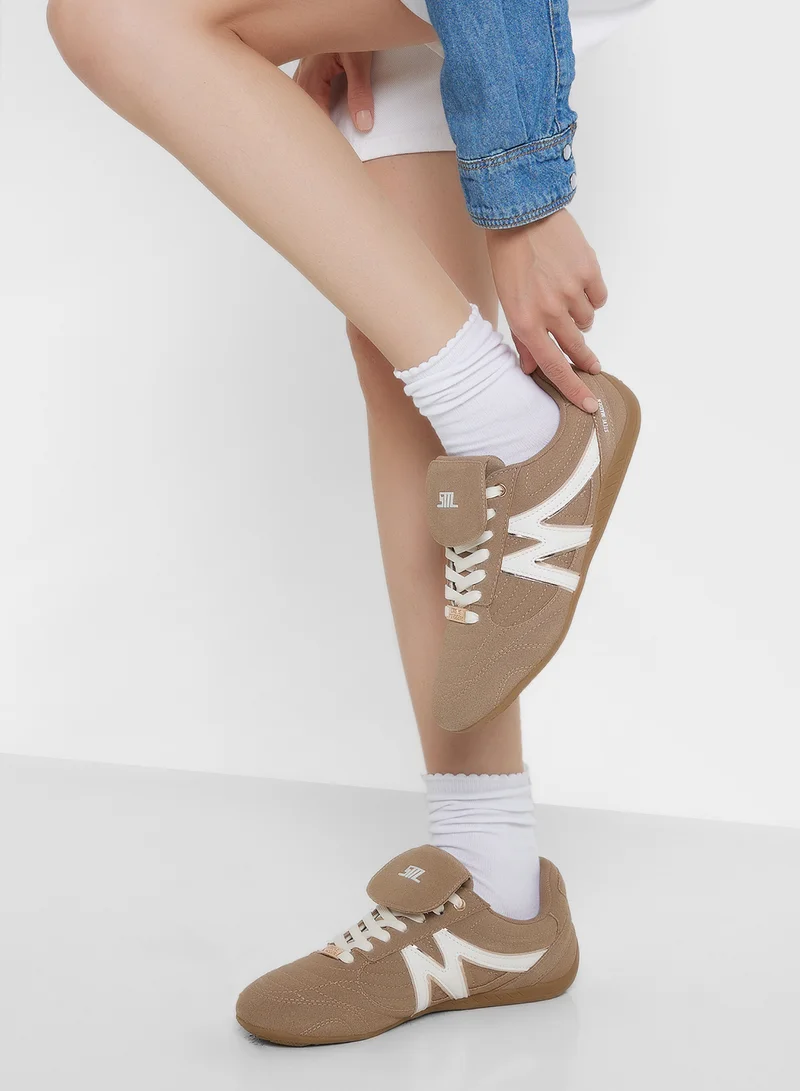 STEVE MADDEN Freekick Logo Lace Up Low Top Sneakers