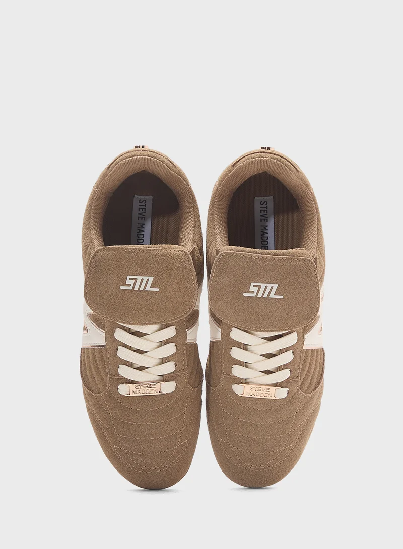STEVE MADDEN Freekick Logo Lace Up Low Top Sneakers