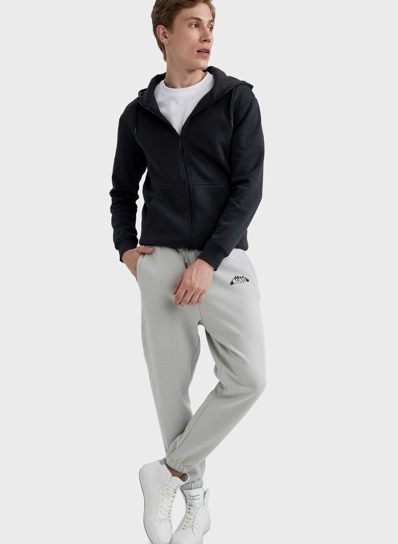DeFacto Drawstring Cuffed Sweatpants - Image 3