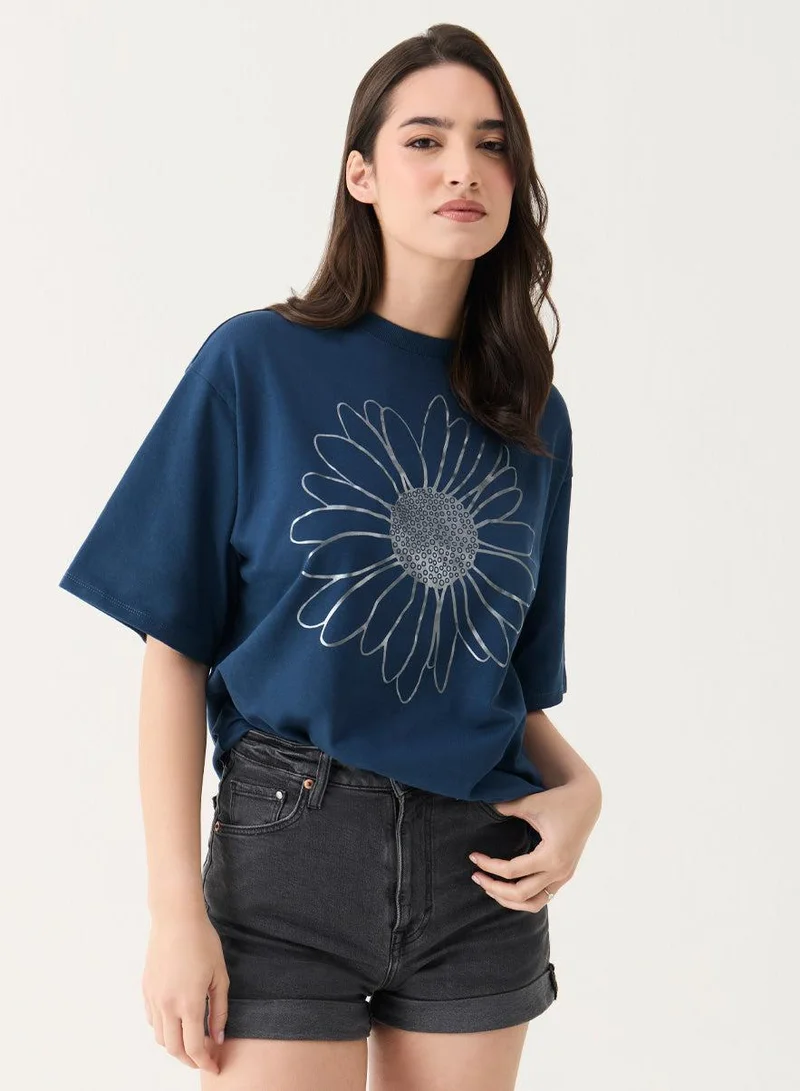 Zigzag Metallic Flower Printed Navy Blue T-shirt
