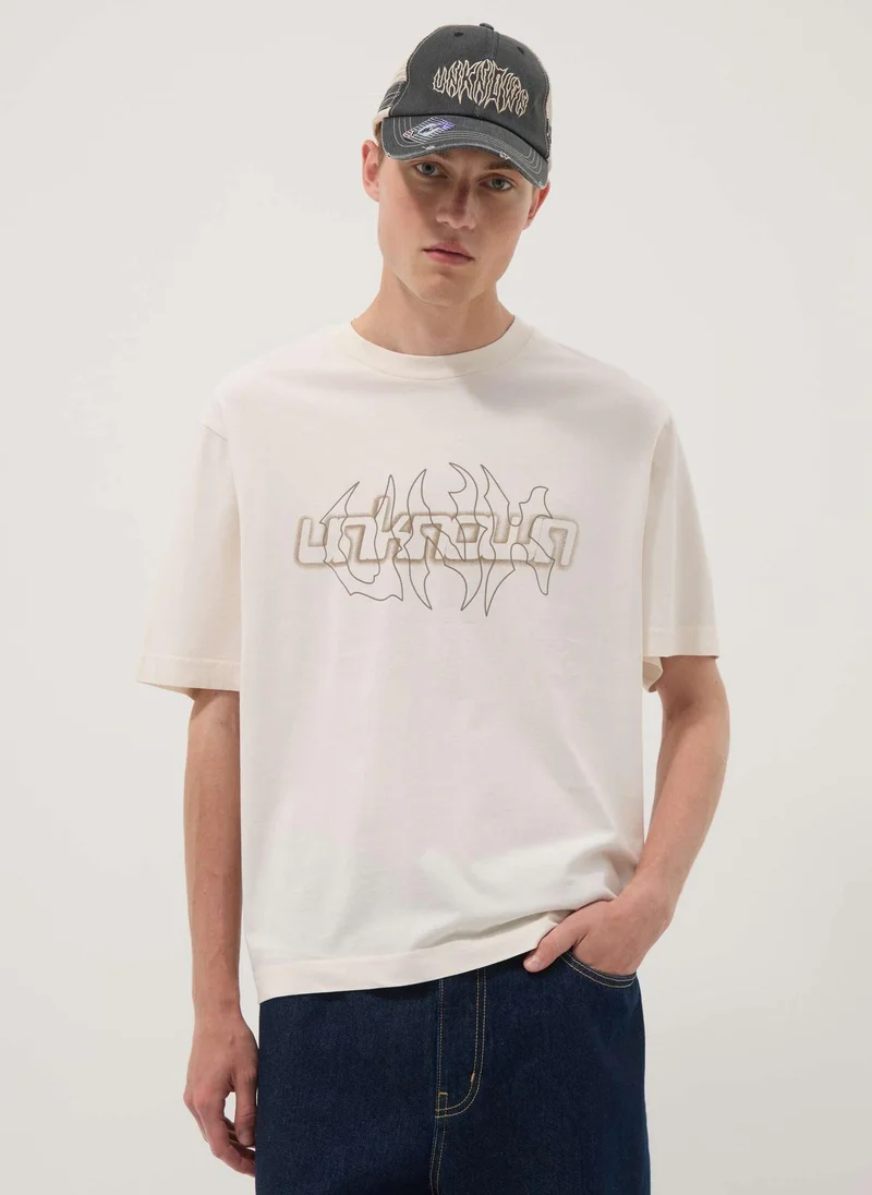 Ovs  OVS Beige Pure Cotton T-Shirt With Front Print for Men | Best Price UAE