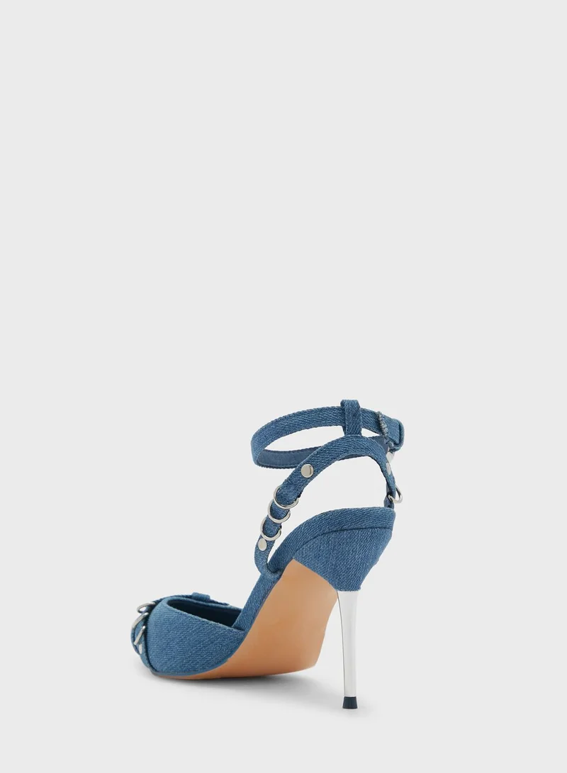 PUBLIC DESIRE Prowl Pumps