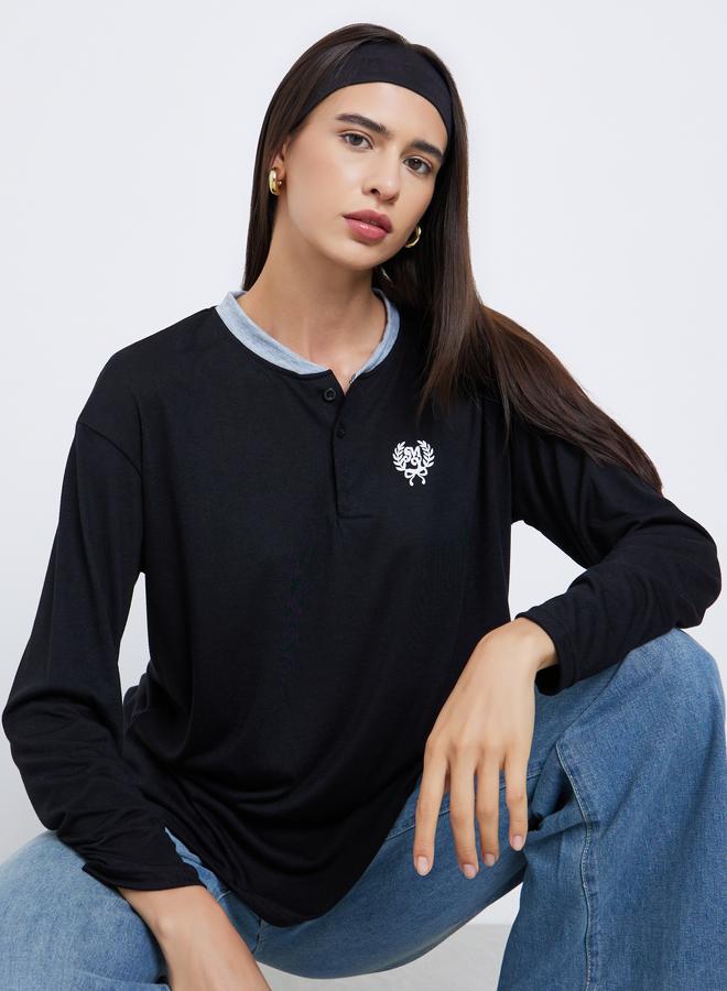 Styli Black Minimal Print Oversized Polo T-Shirt - Image 1