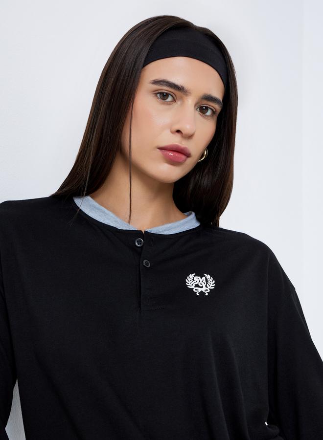 Styli Black Minimal Print Oversized Polo T-Shirt - Image 3