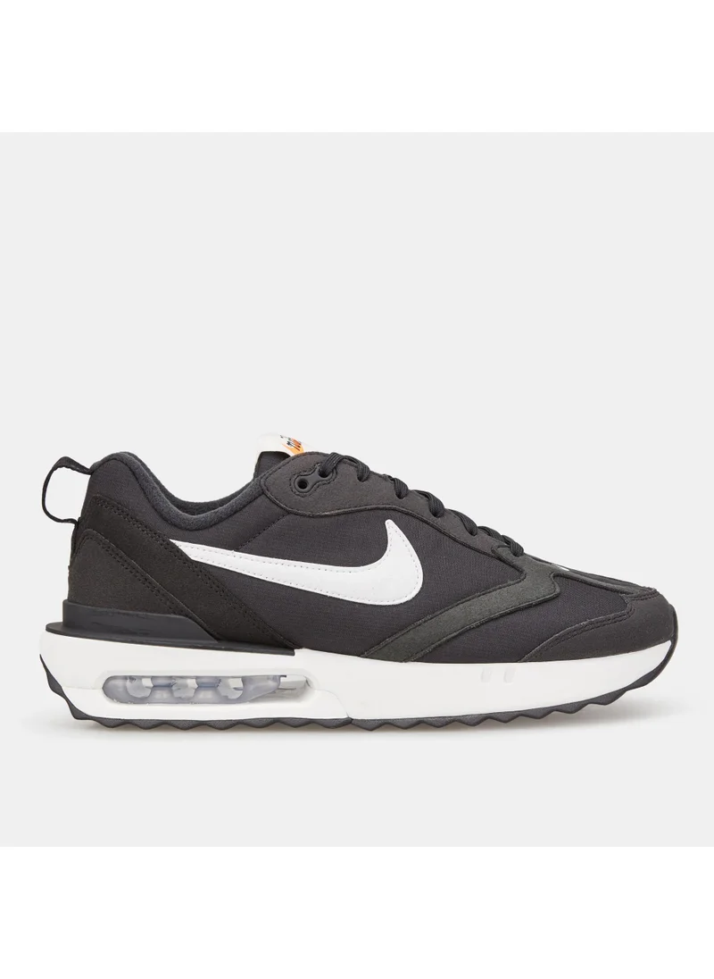 Nike Women's Air Max Dawn Shoe