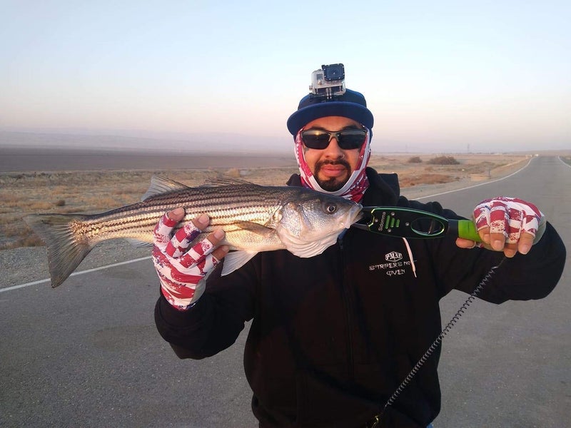 BASSDASH ALTIMATE Sun Protection Fingerless Fishing Gloves UPF 50+ Men’s Women’s UV Gloves for Kayaking Paddling Hiking Cycling Driving Shooting Training (Americana, M) - Image 5