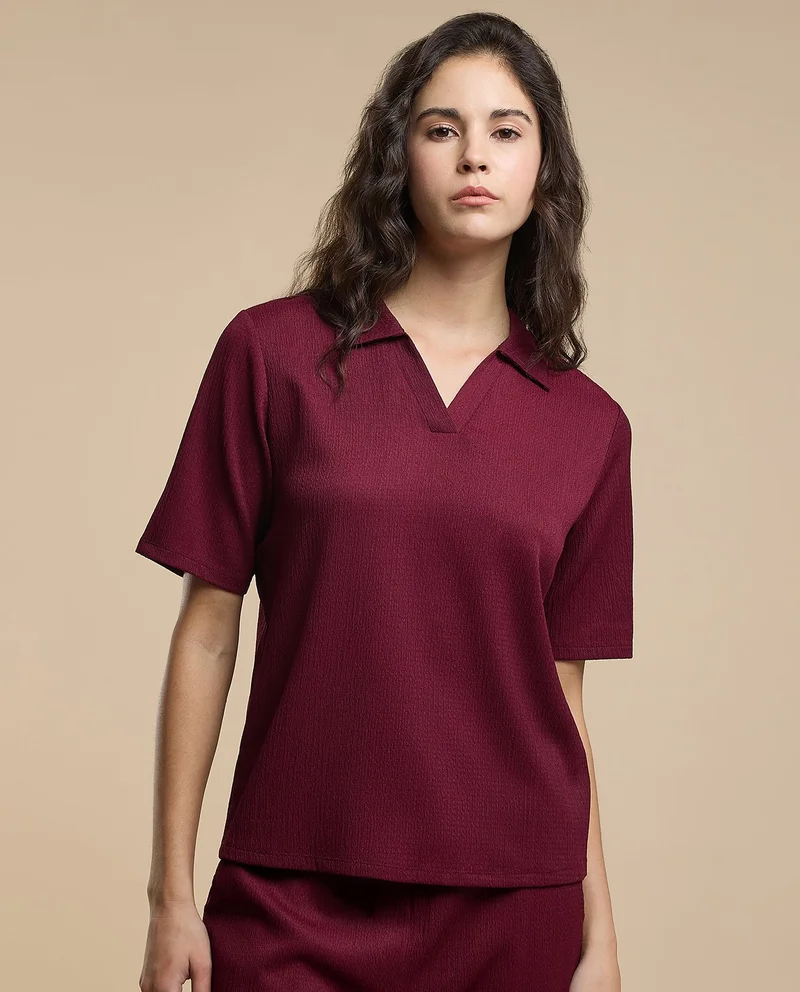 R&B Textured Top With Collared Neck And Short Sleeves
