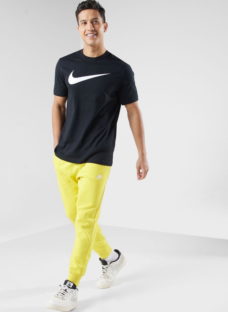 Nike Nsw Icon Swoosh T-Shirt - Image 4