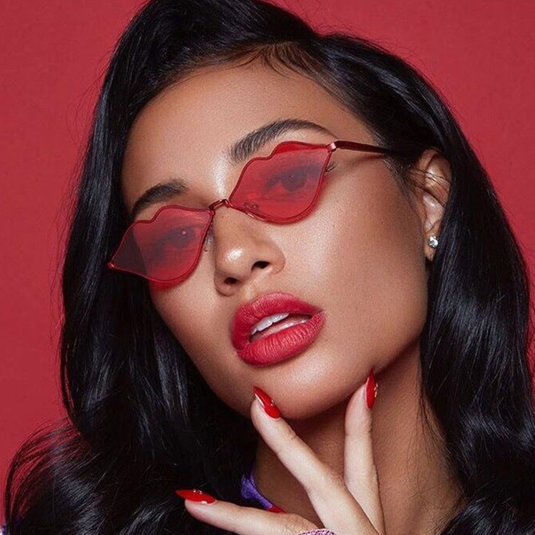 Generic Chic Lip-Shaped Sunglasses for Women Black-framed orange slices 
