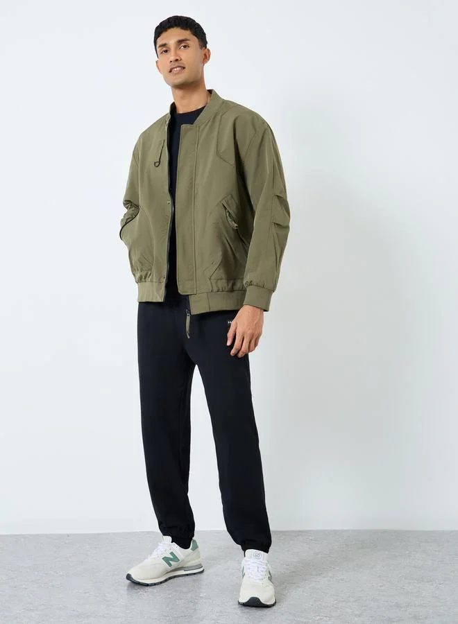 Styli Styli Men Olive Solid Bomber Jacket