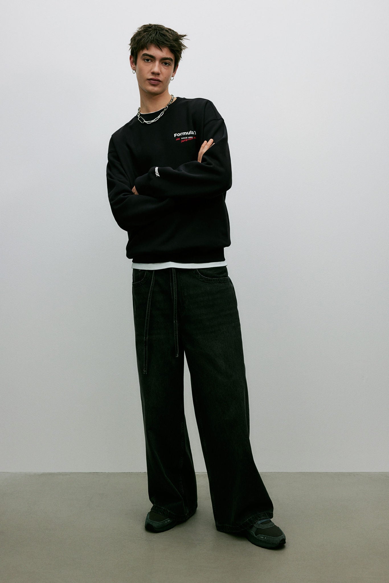 H&M Relaxed Fit Sweatshirt for Men | Best Price KSA