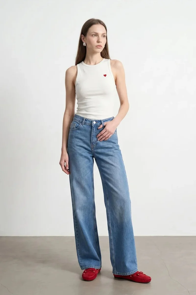 Dilvin Dusty White DILVIN Embroidered Sleeveless Slim-Fit Jersey Blouse for Women | Best Price UAE