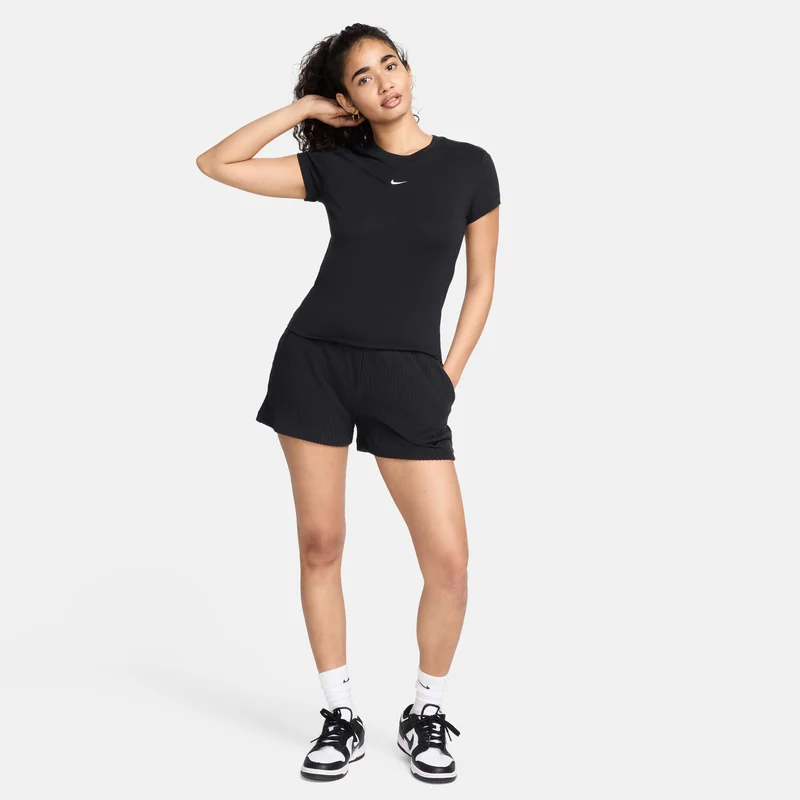Nike Women's Sportswear Chill T-shirt