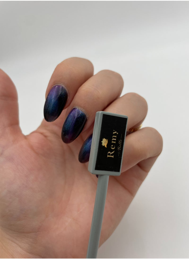 Remy Belle Gel Nail Polish Cat Eye Blue with Magnet Stick 11ml Requires Curing Under UV LED Lamp and a Dark Base To Obtain Effect Pictured  - Image 5
