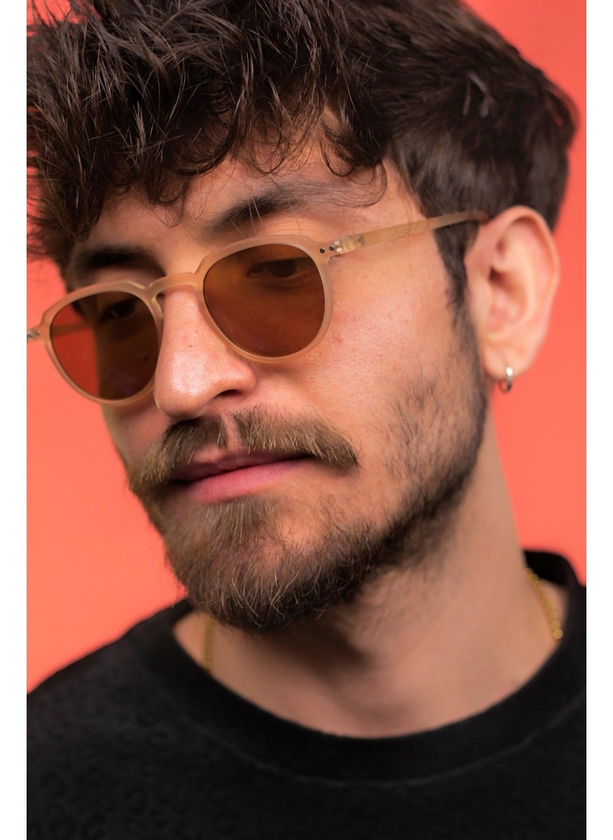 Focus On Wilson Matte Cream Unisex Sunglasses  - Image 3