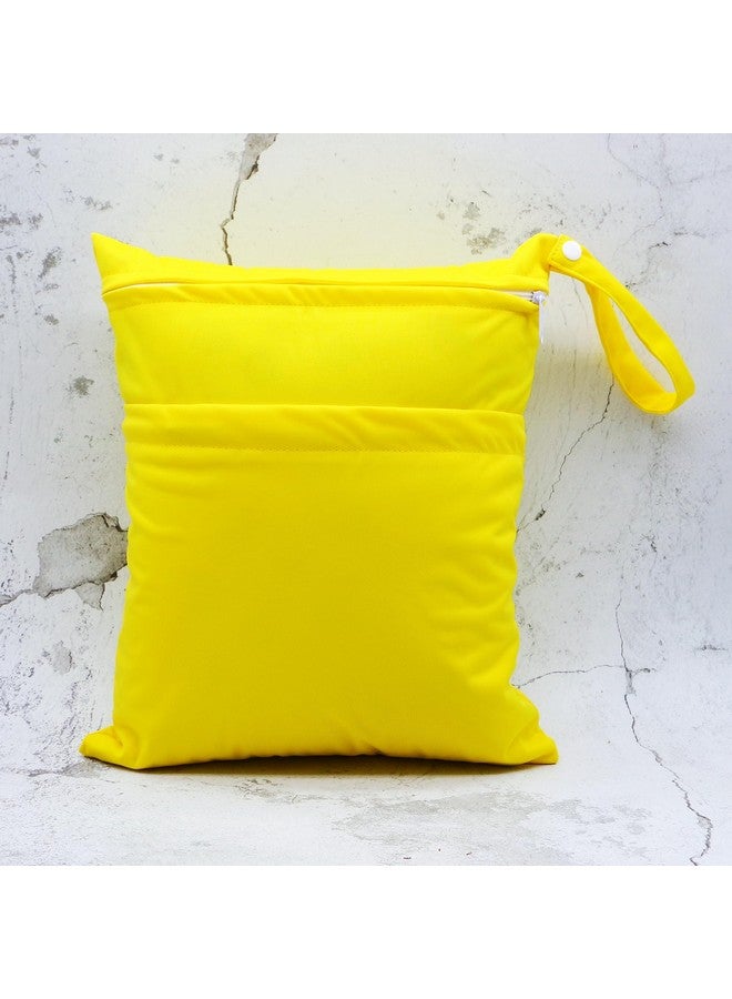 Asenappy أسانابي 2 قطع حقيبة حفاضات قماشية مبللة وجافة مقاومة للماء قابلة لإعادة الاستخدام مع جيبين بسحاب للسفر والشاطئ وحمام السباحة ورعاية الأطفال للأغراض المتسخة للأطفال حقيبة اليوغا أو الصالة الرياضية للملابس السباحة أو الملابس المبللة (3036-2-أصفر+أزرق) - Image 5