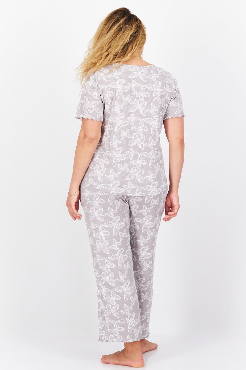 PJ Couture Women 2 Piece Allover Print Short Sleeve Top And Pajama Set, Grey/White - Image 2