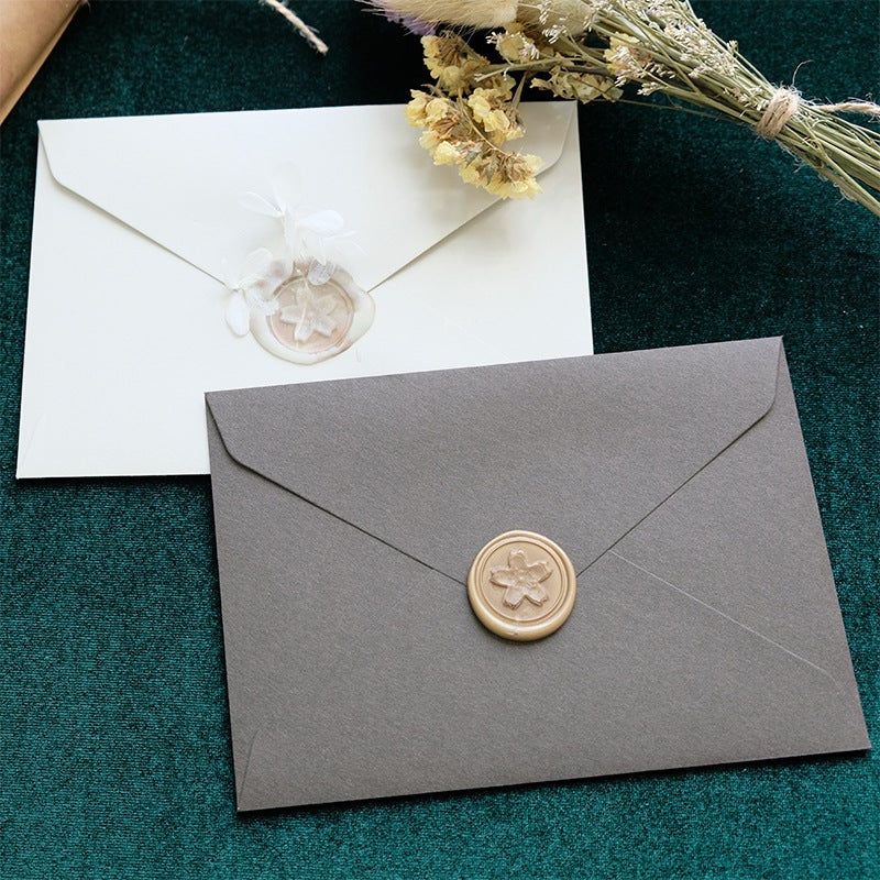 Color Special Art Paper Can Be Gilded Logo Retro Velvet Flower 120 Grams Thick Western Triangle Large Envelope High Sense - Image 3