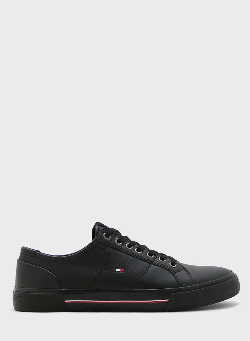 TOMMY HILFIGER Core Corporate Low Top Sneakers