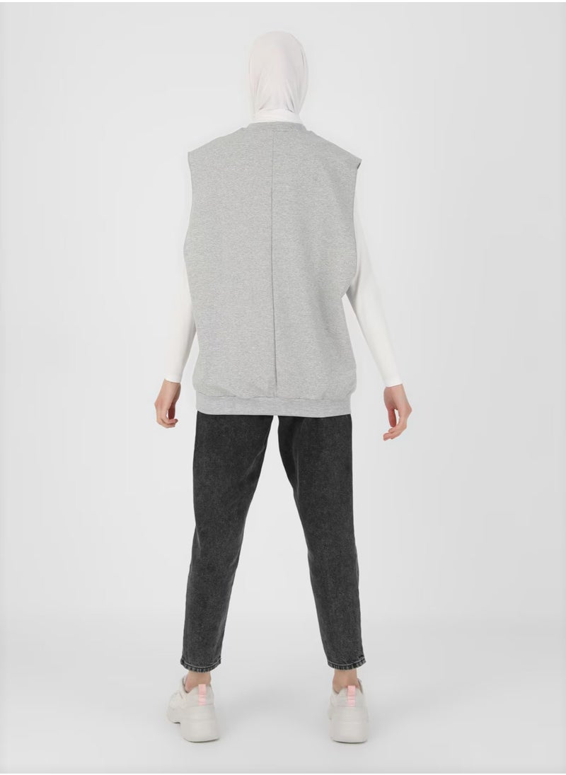 Refka by modanisa - Round Neck Sweatshirt - Image 1