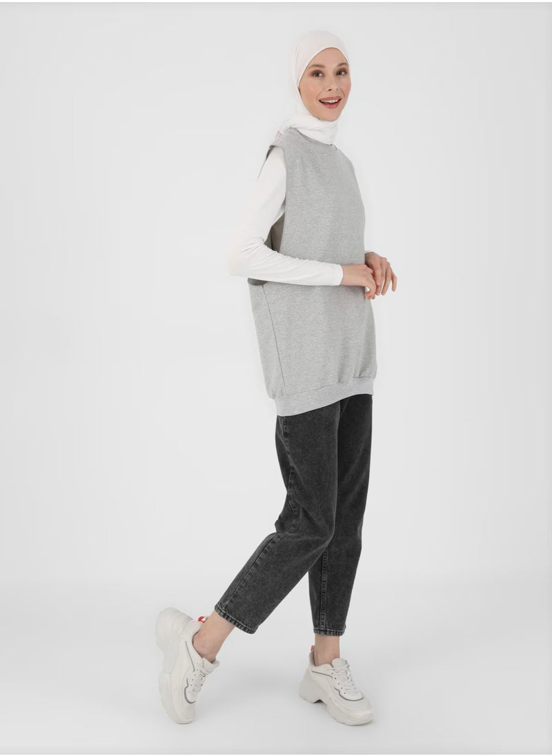 Round Neck Sweatshirt - pzsku/Z550E2EAE437E8AD32631Z/45/_/1716363577/d1651d00-0b3b-4ed9-af85-b2c10afafc5a