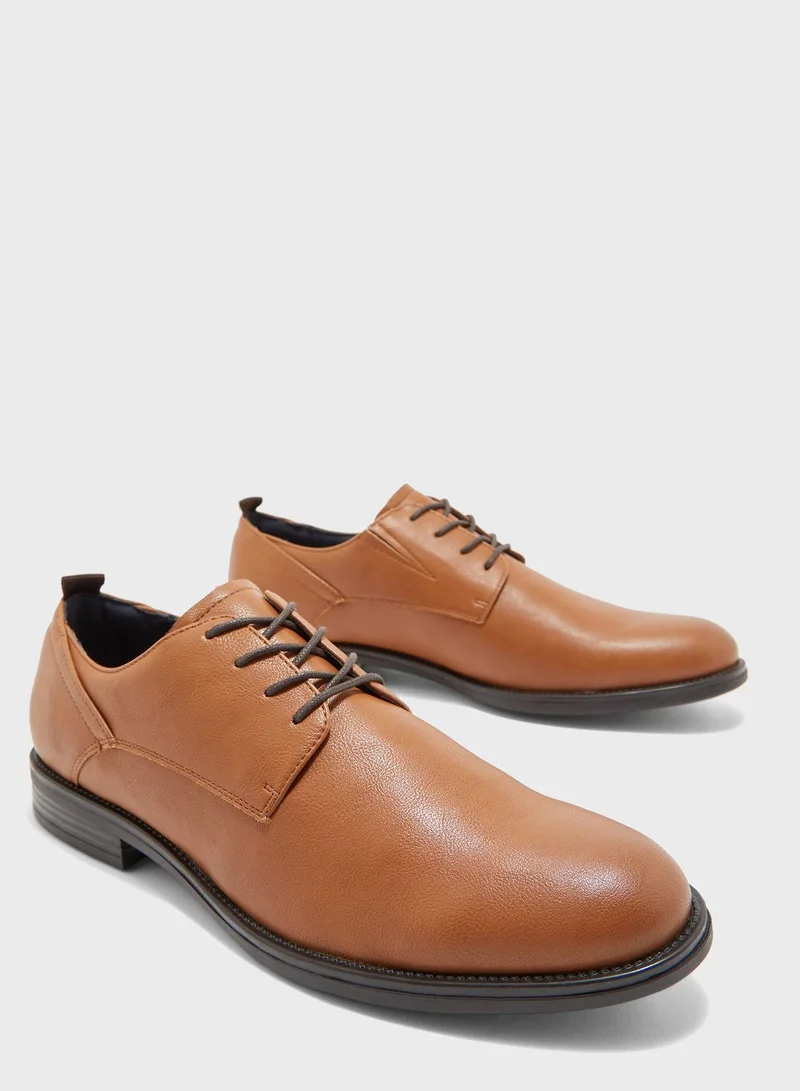 CALL IT SPRING Sinddanio Lace Ups