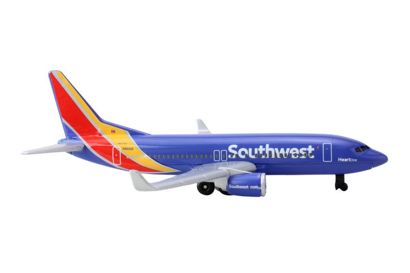 Daron Southwest Airlines Airport Playset with Die-Cast Metal Model Airplane with Plastic Parts, Cars and Transportation Toys for Kids Ages 3+ - Image 2