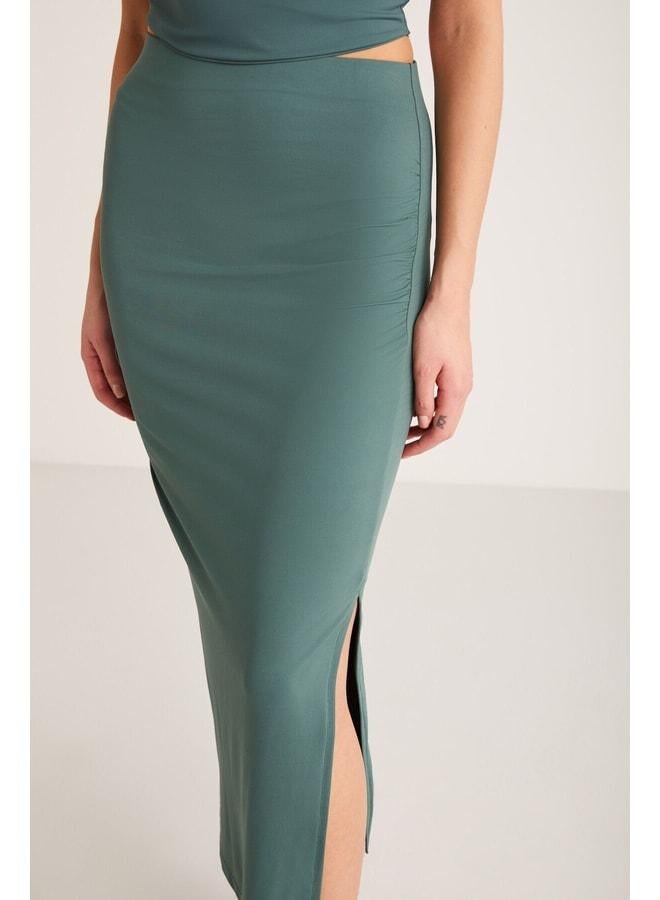 Ethiquet Madıson Women's Slim Fit Narrow-Cut Body-Hugging Green Skirt with Slit Detail and Elastic Waist - Image 2