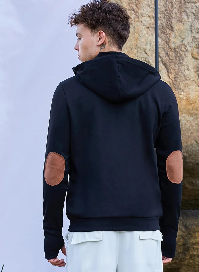 Campus Sutra Men's Jet Black Zip-Front Travel Hoodie Sweatshirt