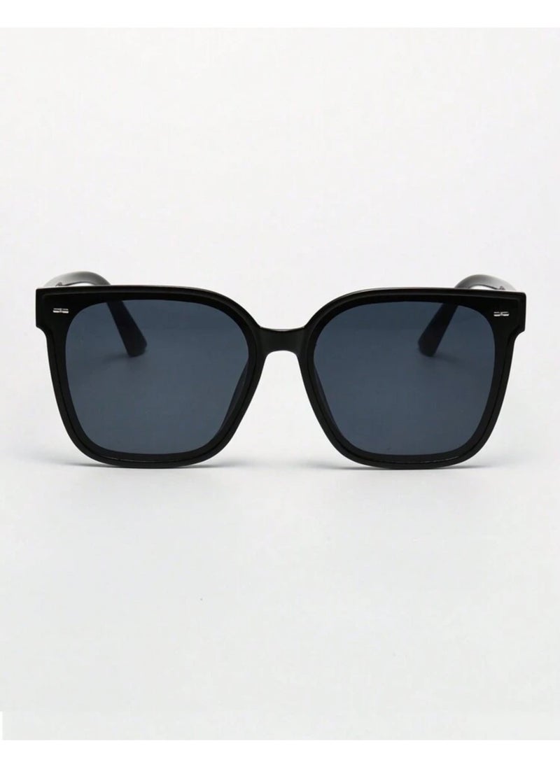 Shein unisex retro square large frame plastic sunglasses , classic style for outdoor, travel, beach - Black  - Image 1