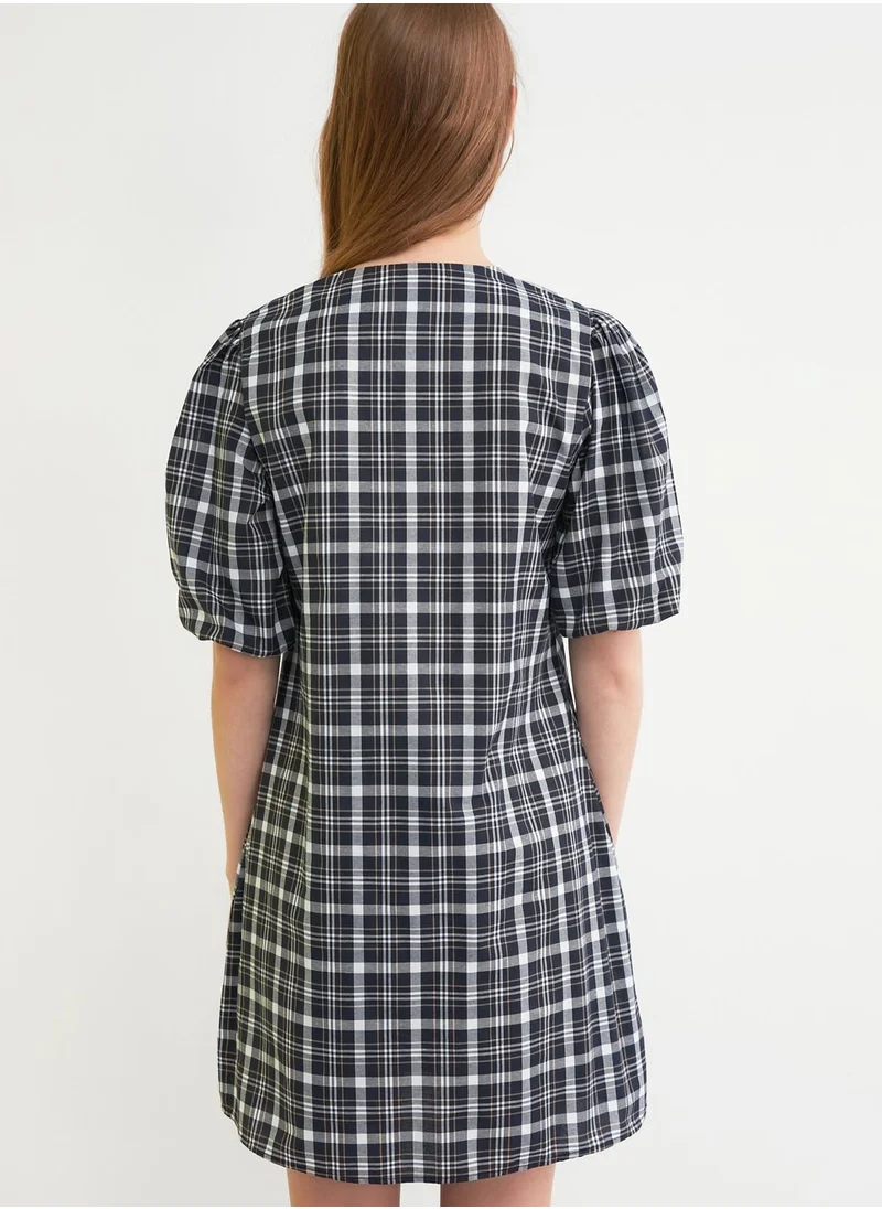 trendyol Balloon Sleeve Checked Dress