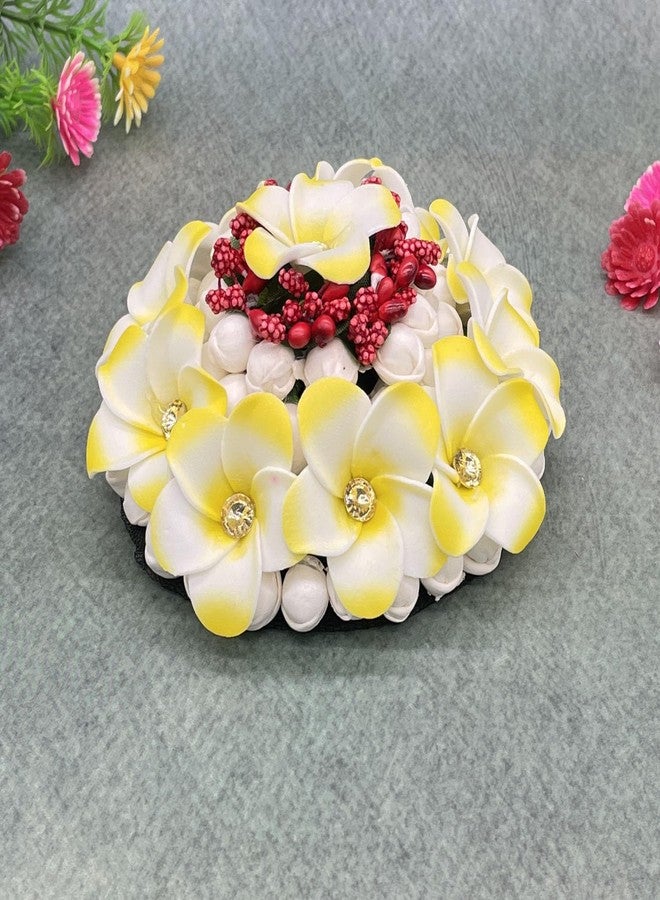 ماهل إكسسوارات شعر ماهال النسائية على شكل كعكة غاجرا مزينة بالزهور الاصطناعية - عبوة واحدة | أصفر - Image 2