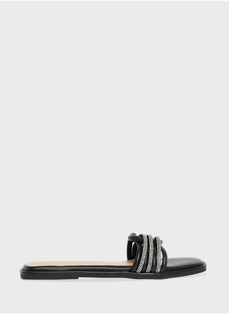 ايلا Woven Strap Flat Sandal