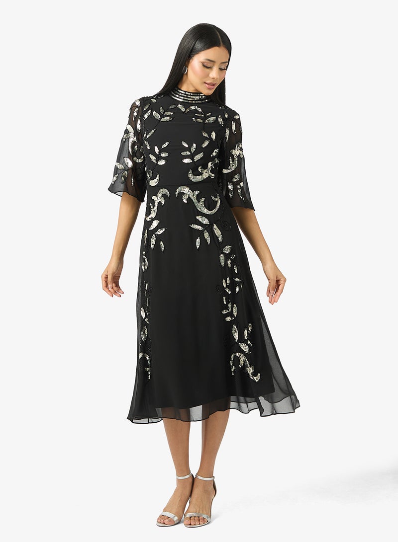 فروك اند فرل فستان ميدي بياقة عالية مزين - Image 1