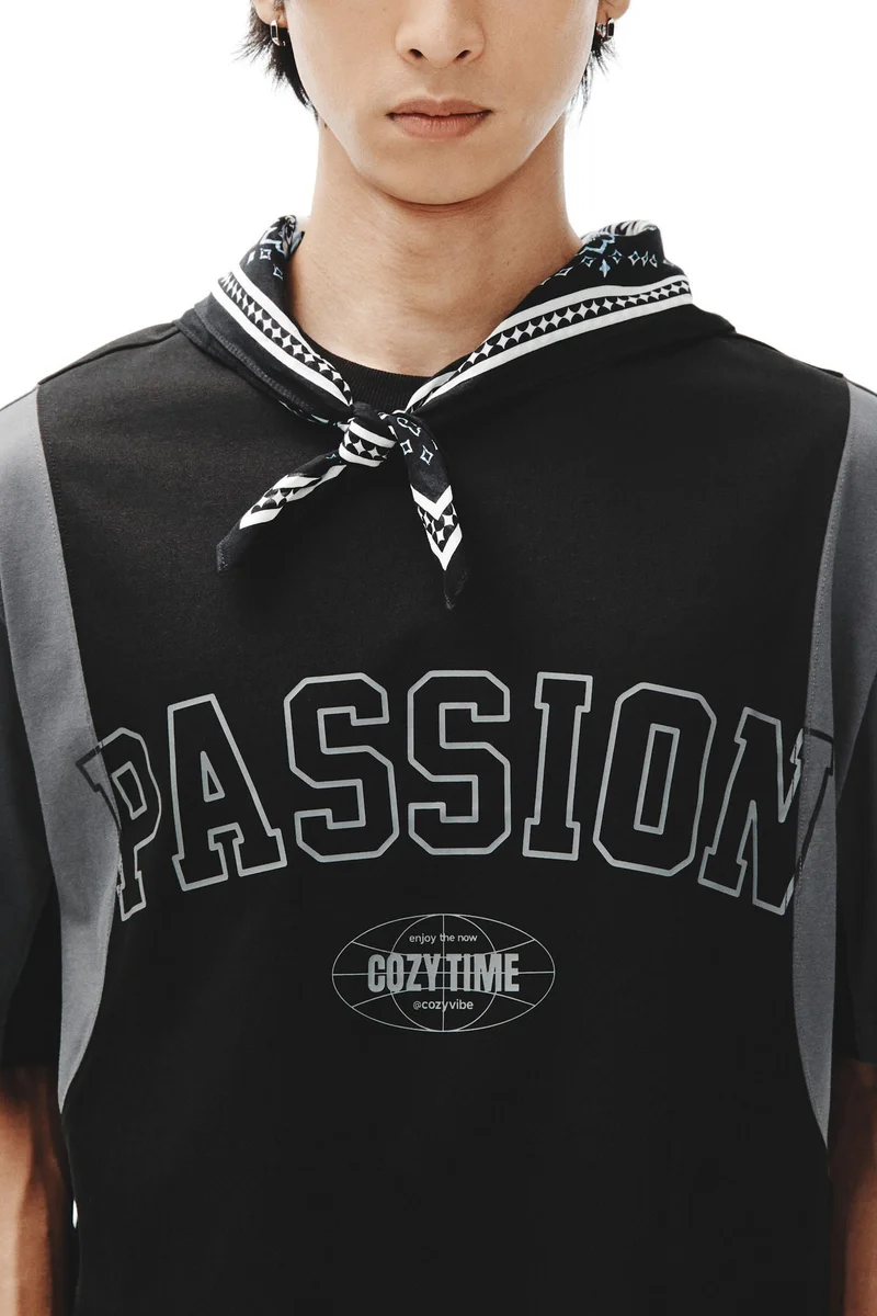 H&M  Loose Fit Printed T-shirt for Men | Best Price UAE
