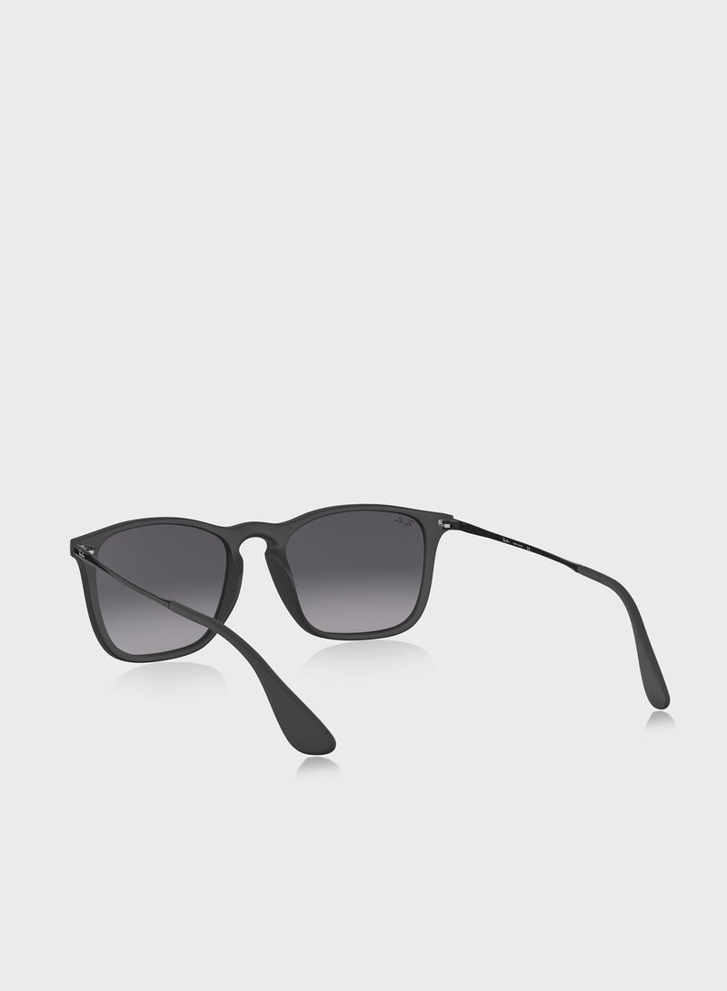 نظارة شمسية بعدسات مربعة