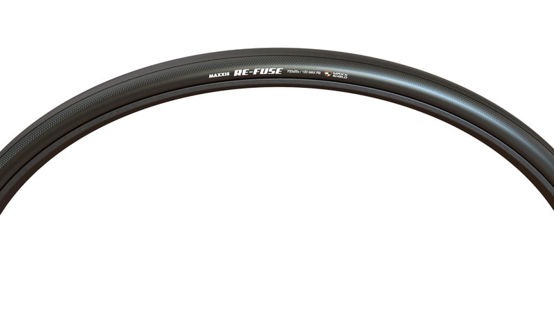 Maxxis Re-Fuse - Single Compound - 650, 700, 27.5" - MaxxShield - Tubeless | Slick Center with Micro Knobs for Cornering Control, Size 700x23 - MaxxShield - Image 3